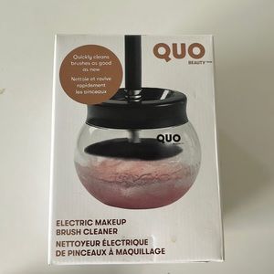 Quo makeup brush cleaner